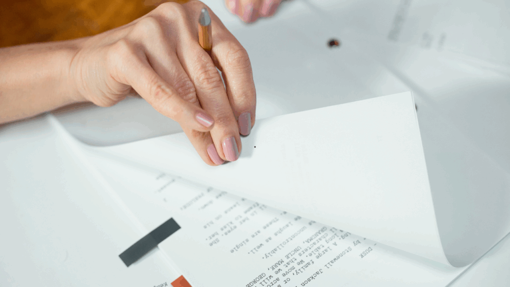 Czerwona teczka bezpieczeństwa - wszystkie niezbędniki w jednym, bezpiecznym miejscu