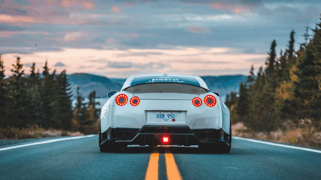 Yanosik aplikacja - dwa kursy dwa porty