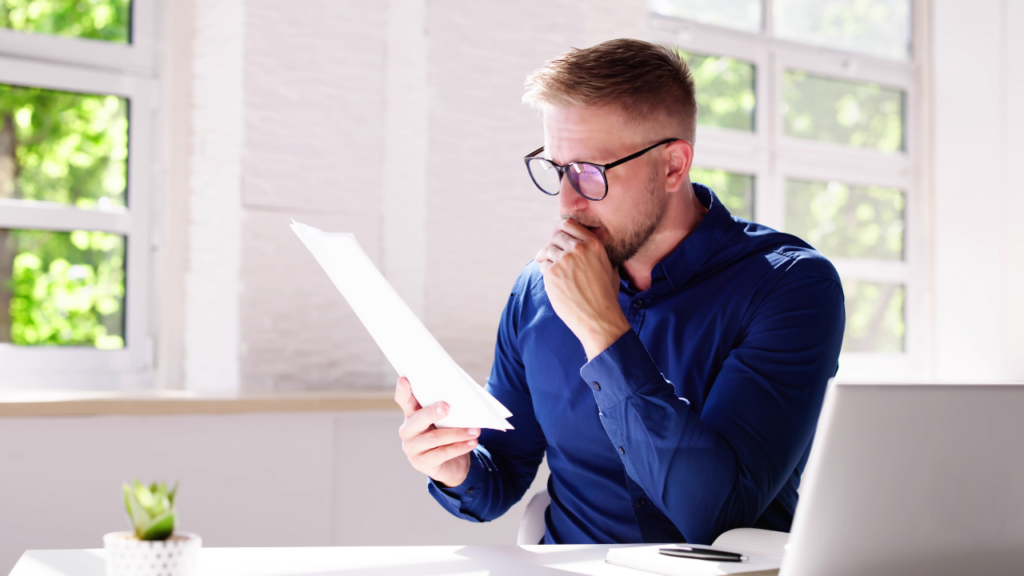 Nieczytanie wyłączeń jako poważny błąd przy wyborze polisy